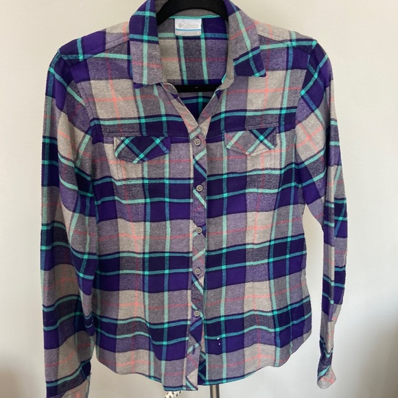 BNWOT Columbia Simply Put plaid flannel button up shirt women’s size small - Picture 2 of 6